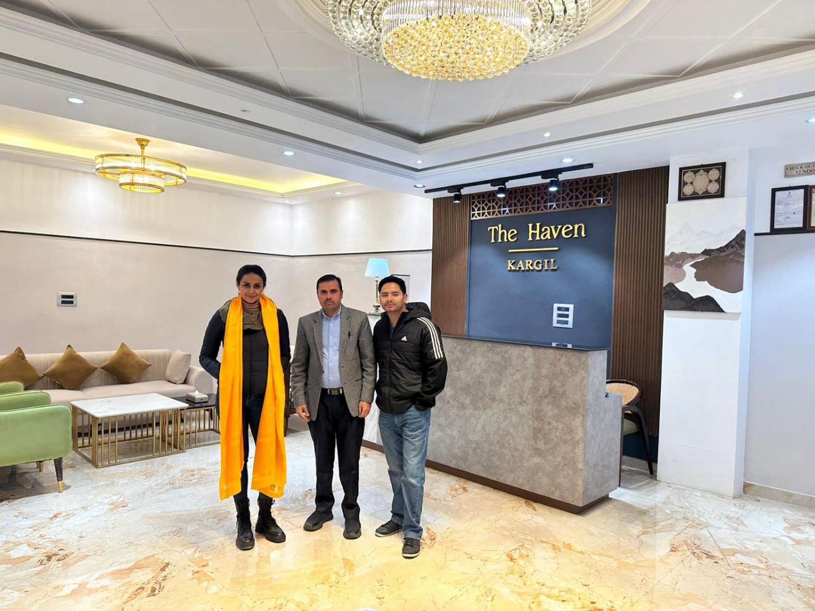 Hotel The Haven Kargil Bagian luar foto