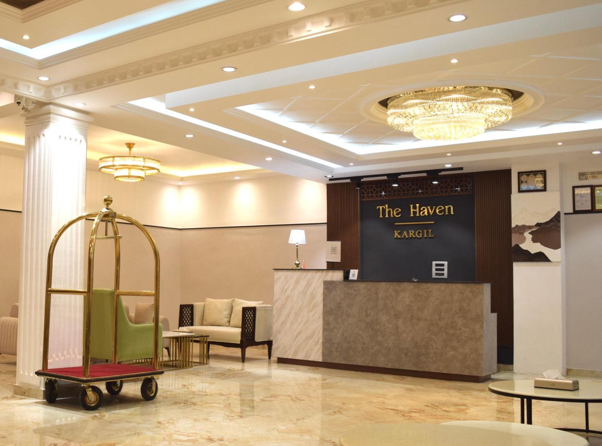 Hotel The Haven Kargil Bagian luar foto