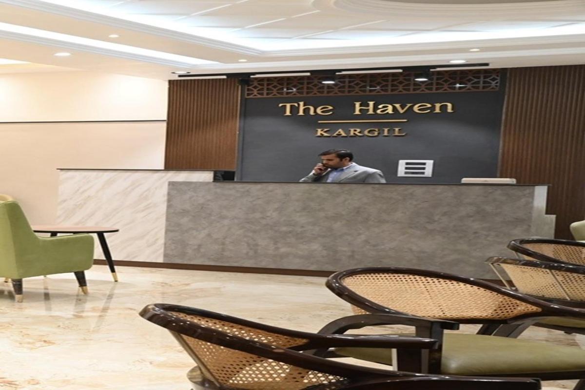 Hotel The Haven Kargil Bagian luar foto